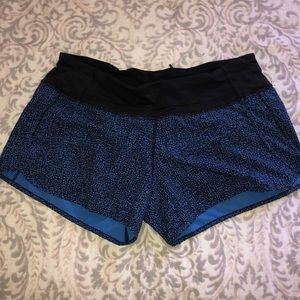 Lululemon run times short